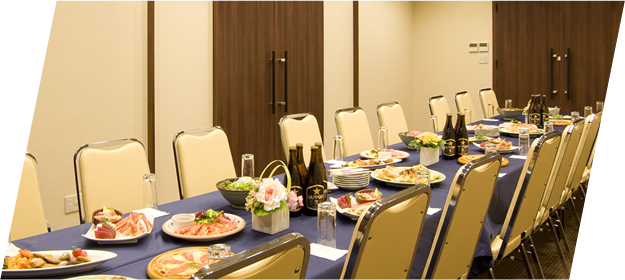 YRイベントホールの飲食を用意したパーティー会場